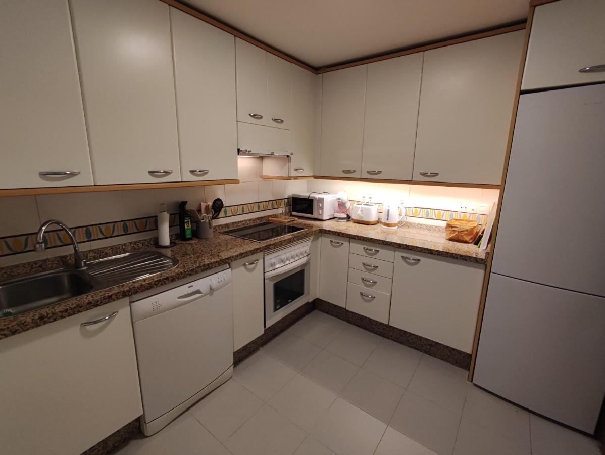 Costalita On The Beach - 3 Bedroom Cosy Apartment Estepona Exterior photo