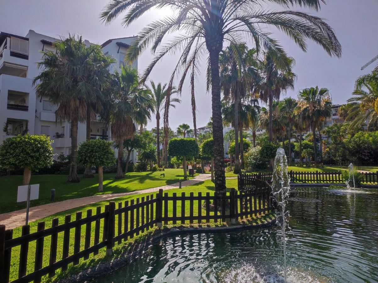Costalita On The Beach - 3 Bedroom Cosy Apartment Estepona Exterior photo