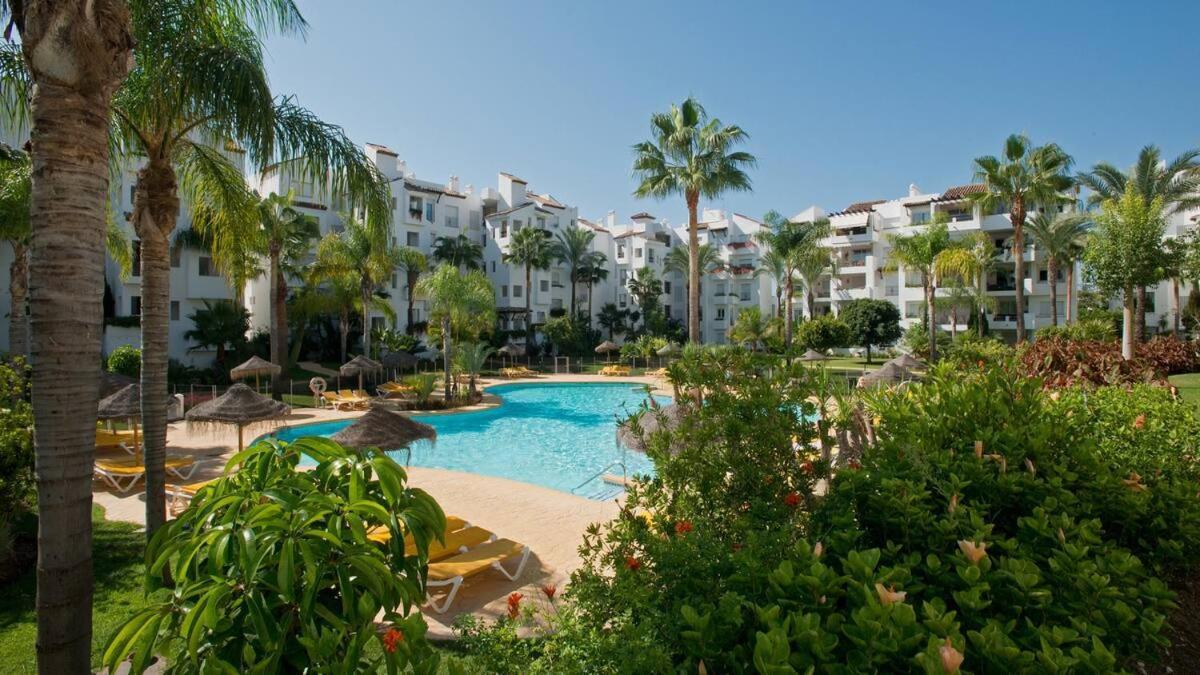 Costalita On The Beach - 3 Bedroom Cosy Apartment Estepona Exterior photo